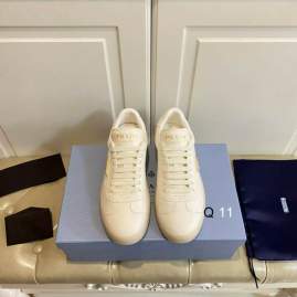 Picture of Prada Shoes _SKUPradasz35-40Y030318837